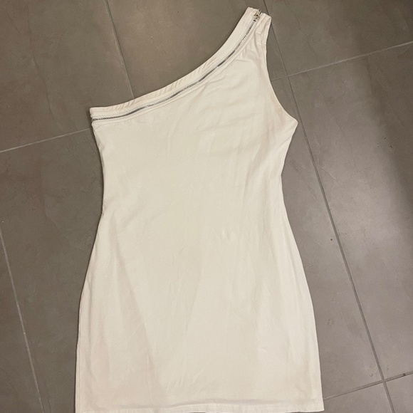 Superdown Tia White One Shoulder Fitted Mini Dress - Picture 3 of 11